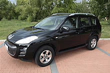 PEUGEOT 4007 2,2 HDi Executive; foto: BENZIN.sk
